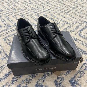 Van Heusen men’s dress shoe director black size 10